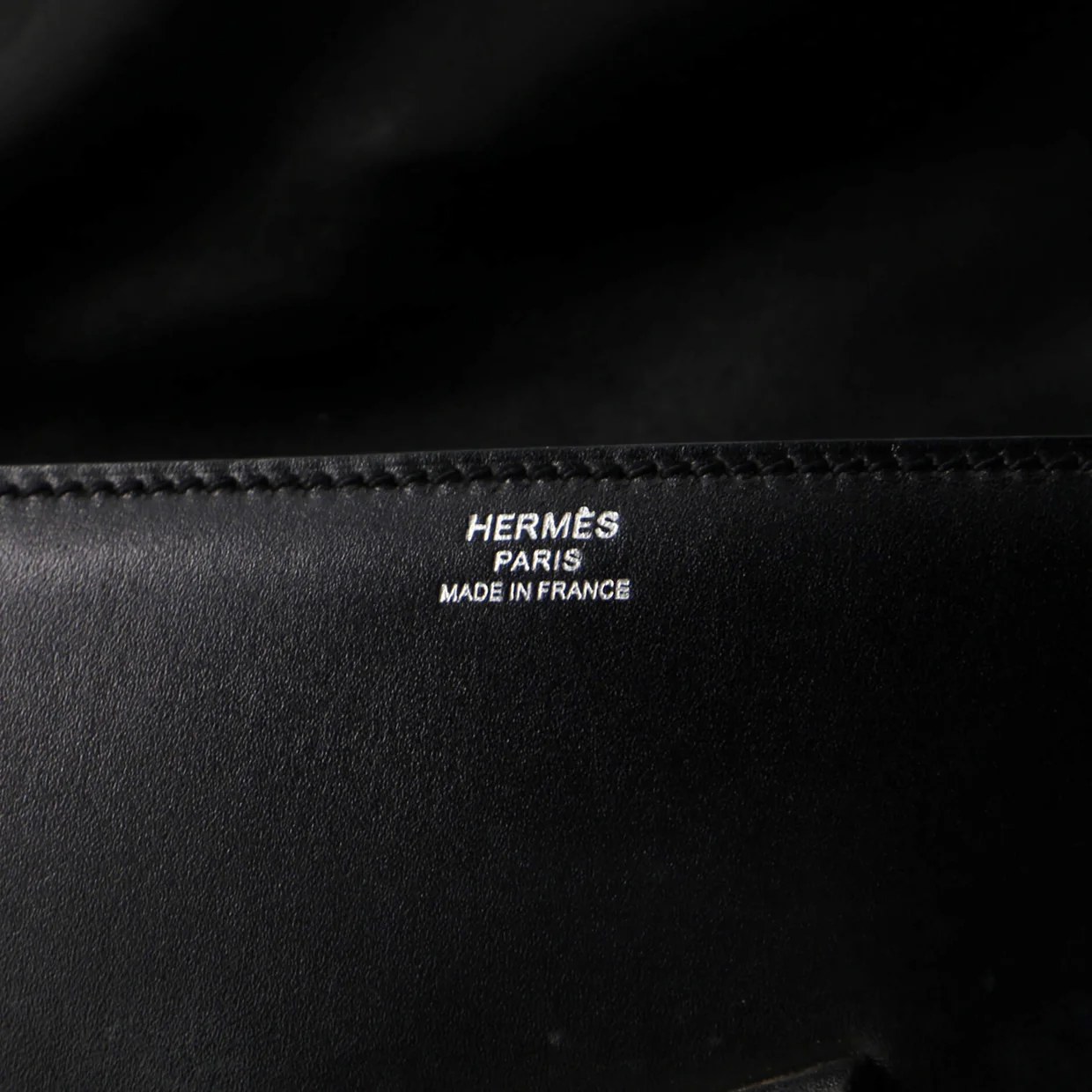 Egee Clutch Tadelakt - Deep Luxury