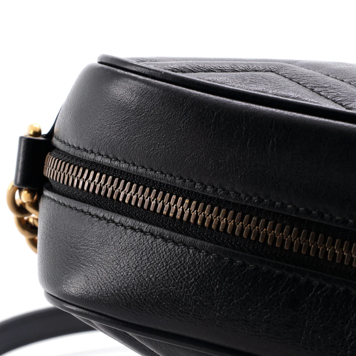 GG Marmont Shoulder Bag Matelasse Leather Small - Deep Luxury