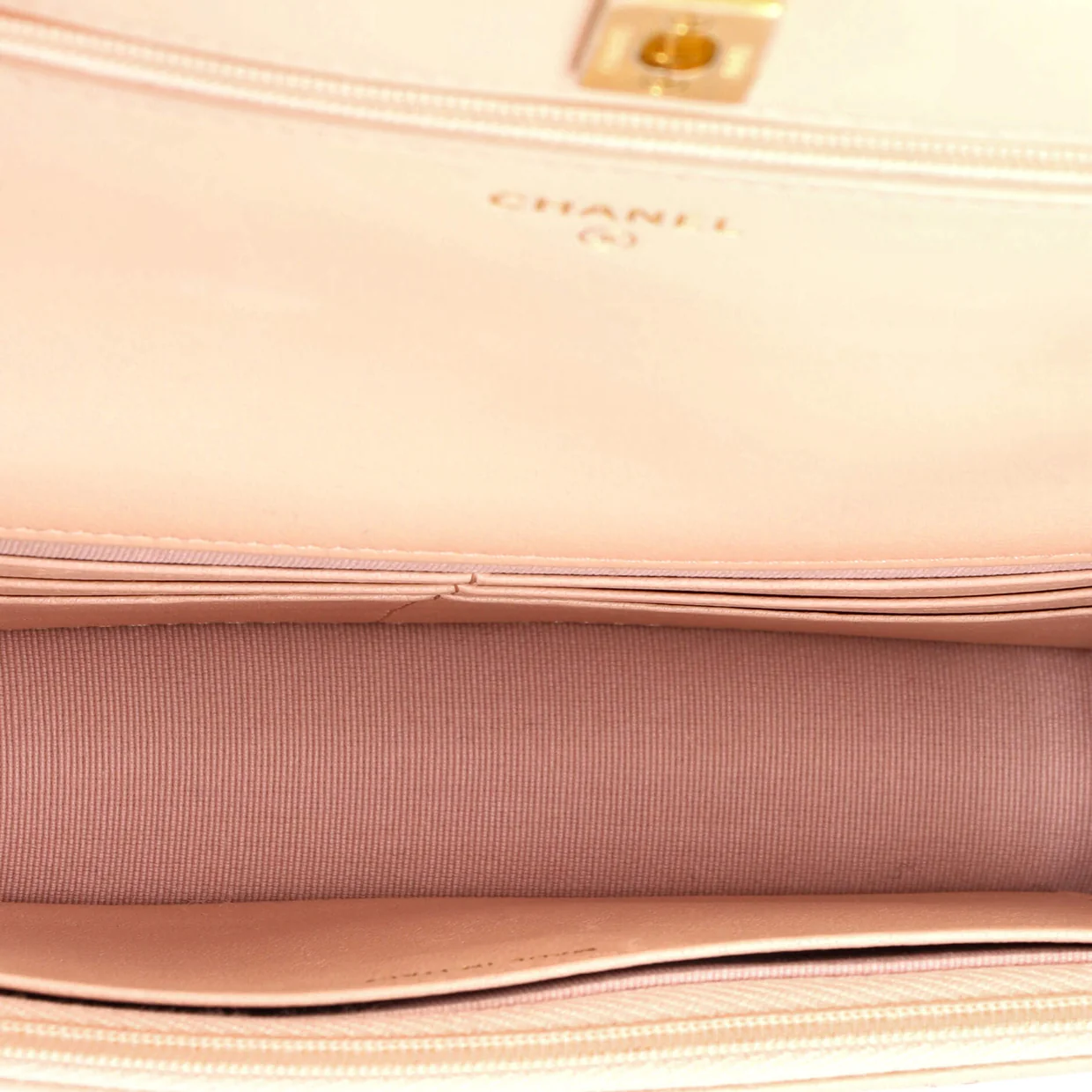 Sweet Camellia Wallet on Chain Quilted Lambskin - Deep Luxury