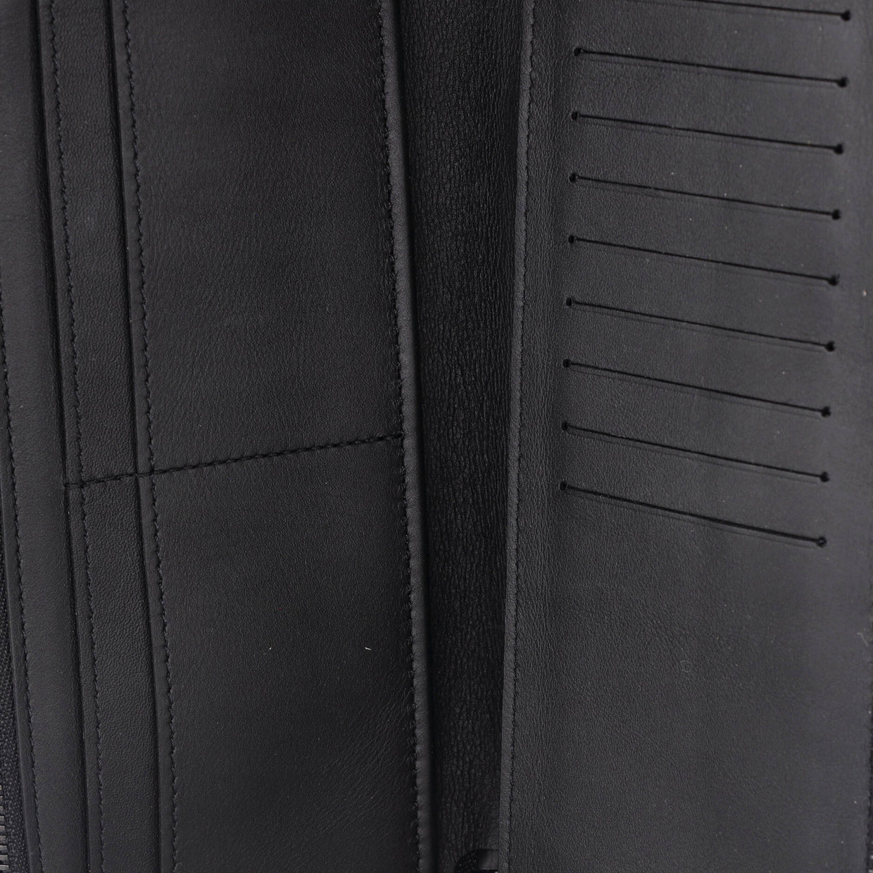 Zippy Wallet Monogram Shadow Leather Vertical - Deep Luxury