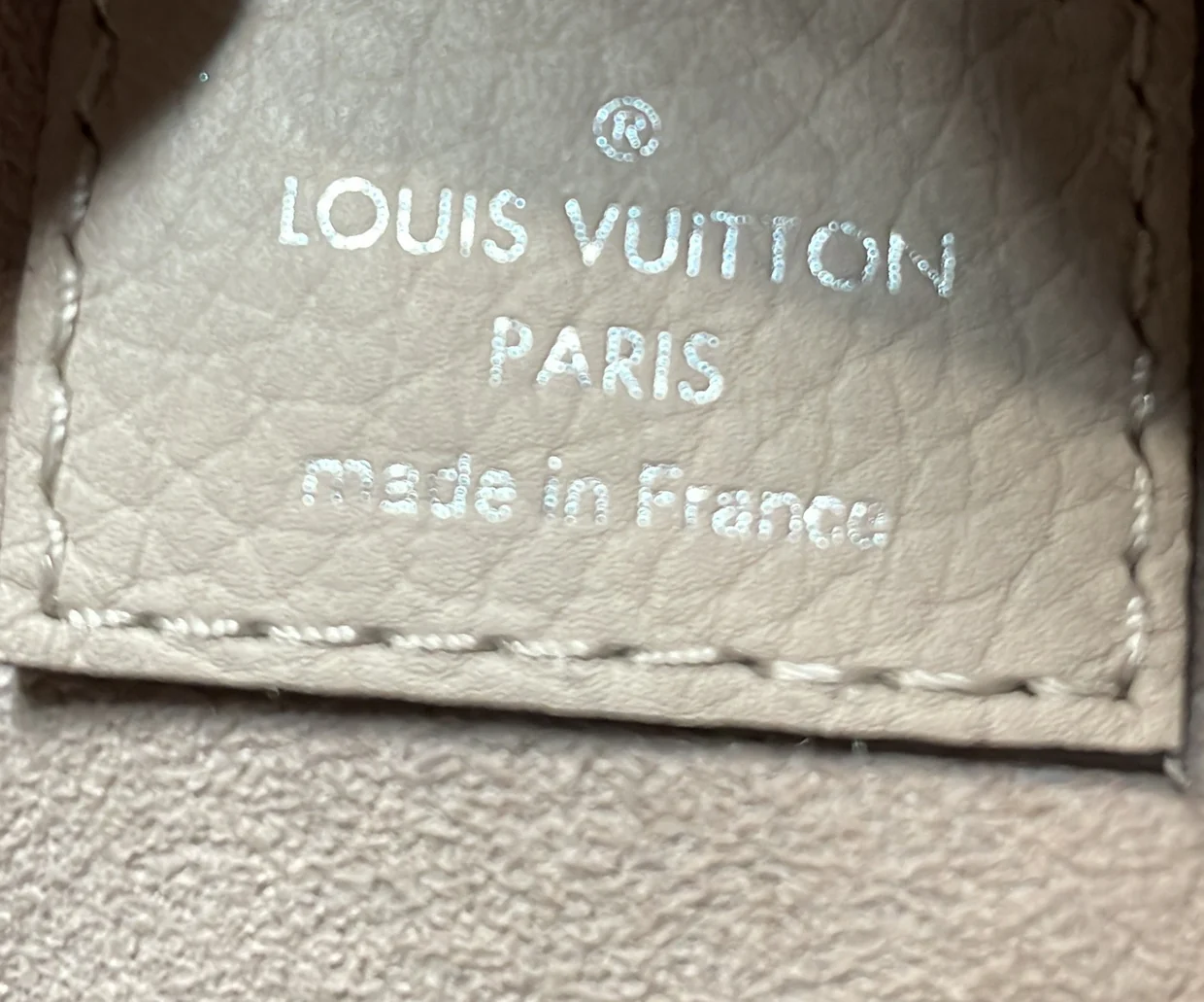 Why Knot Shoulder Bag Mahina Leather PM - Deep Luxury