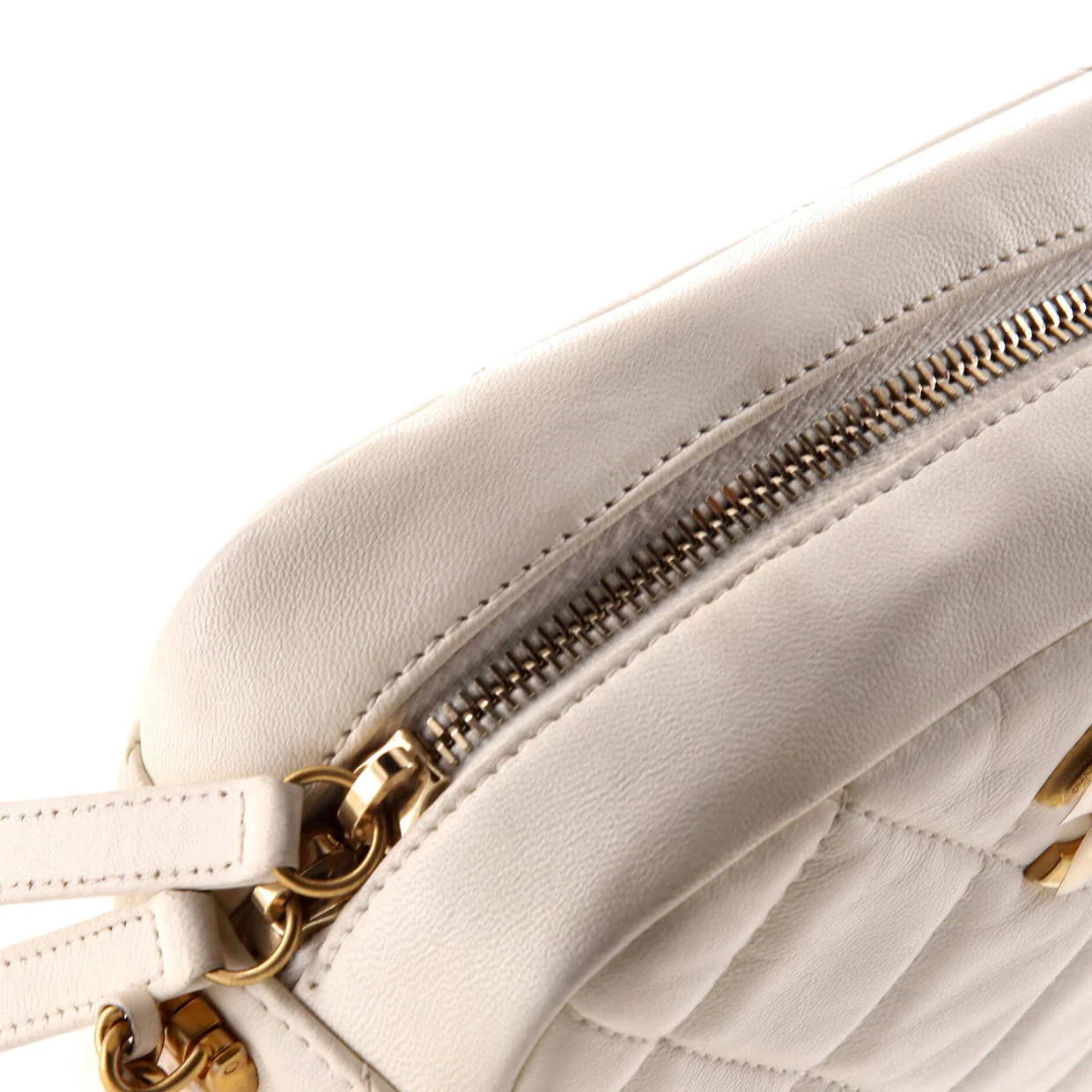 My Perfect Adjustable Chain Camera Bag Quilted Lambskin with Pearls Small - Deep Luxury