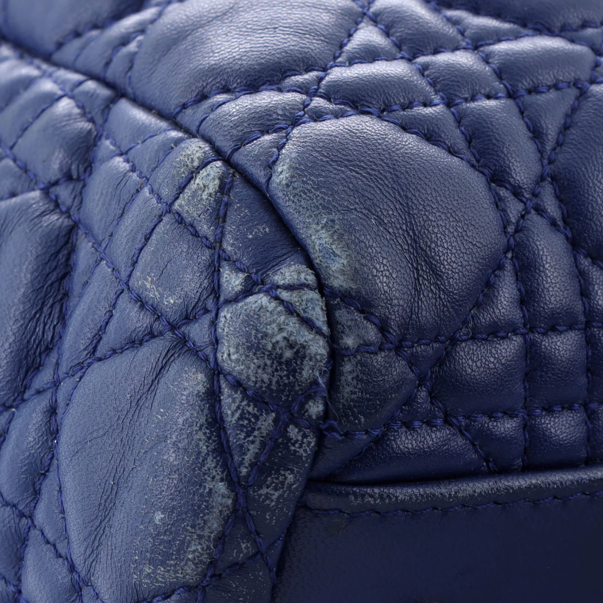 Soft Chain Tote Cannage Quilt Lambskin Large - Deep Luxury