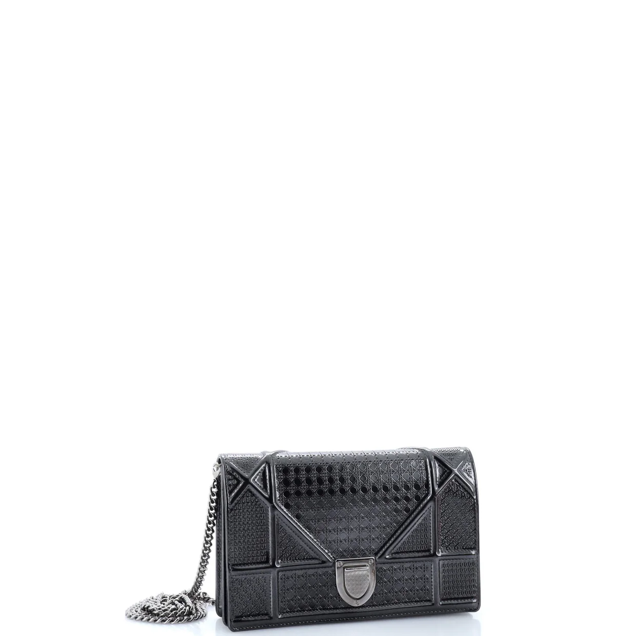 Diorama Wallet on Chain Cannage Embossed Calfskin - Deep Luxury