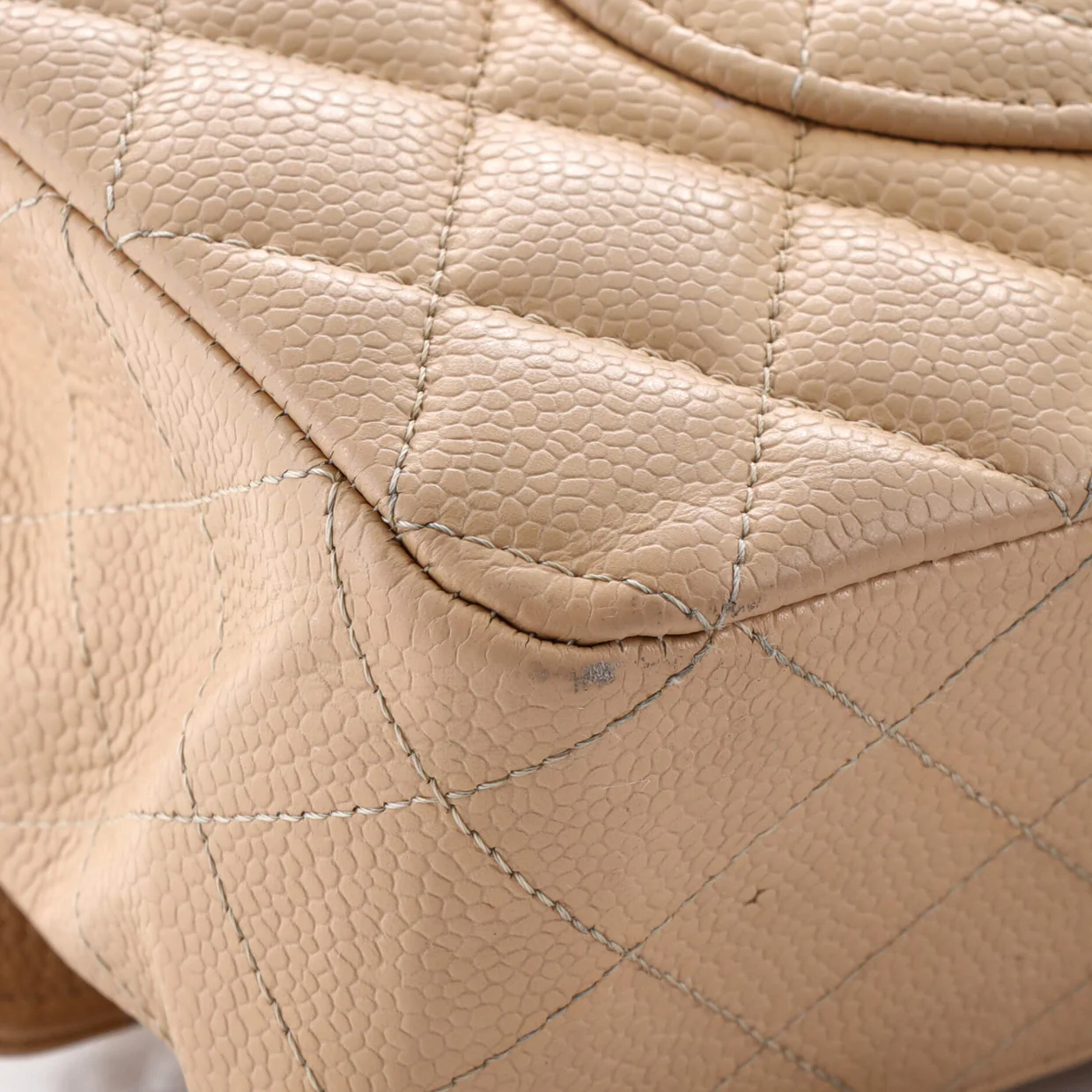 Classic Double Flap Bag Quilted Caviar Medium - Deep Luxury