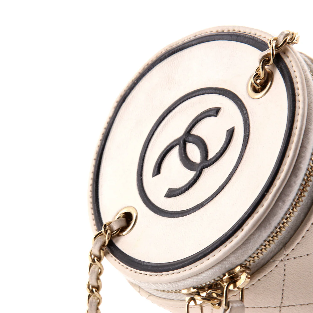 CC Round Vanity Case with Chain Quilted Lambskin Mini - Deep Luxury