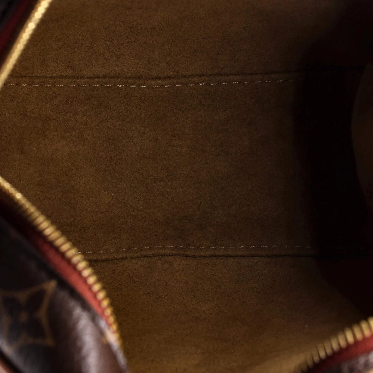 Boite Chapeau Souple Bag Monogram Canvas MM - Deep Luxury