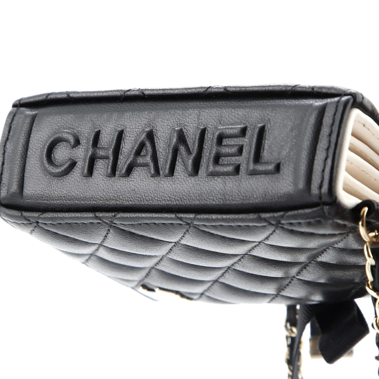 CC Book Card Holder with Chain Quilted Lambskin - Deep Luxury