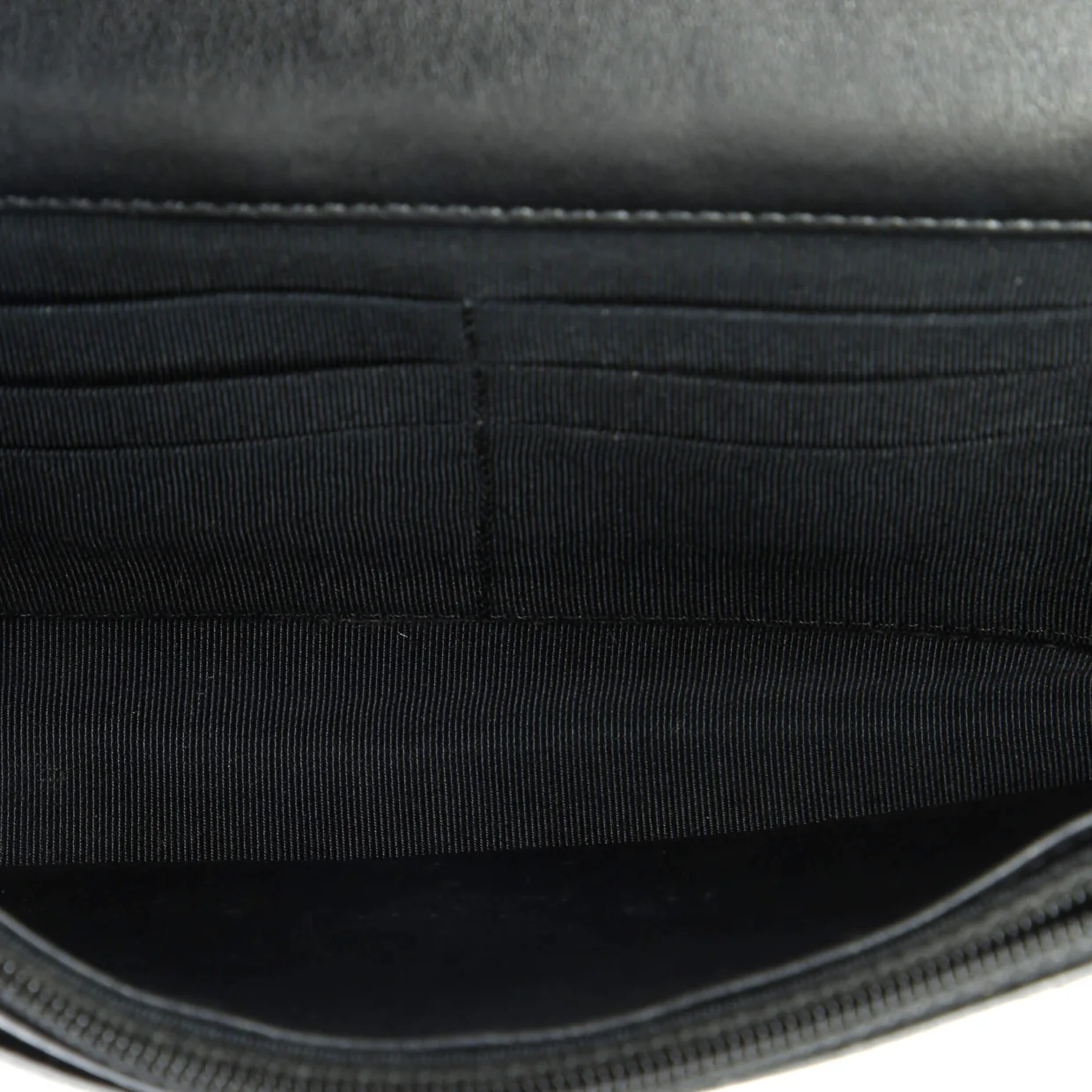 Wallet on Chain Quilted Patent - Deep Luxury