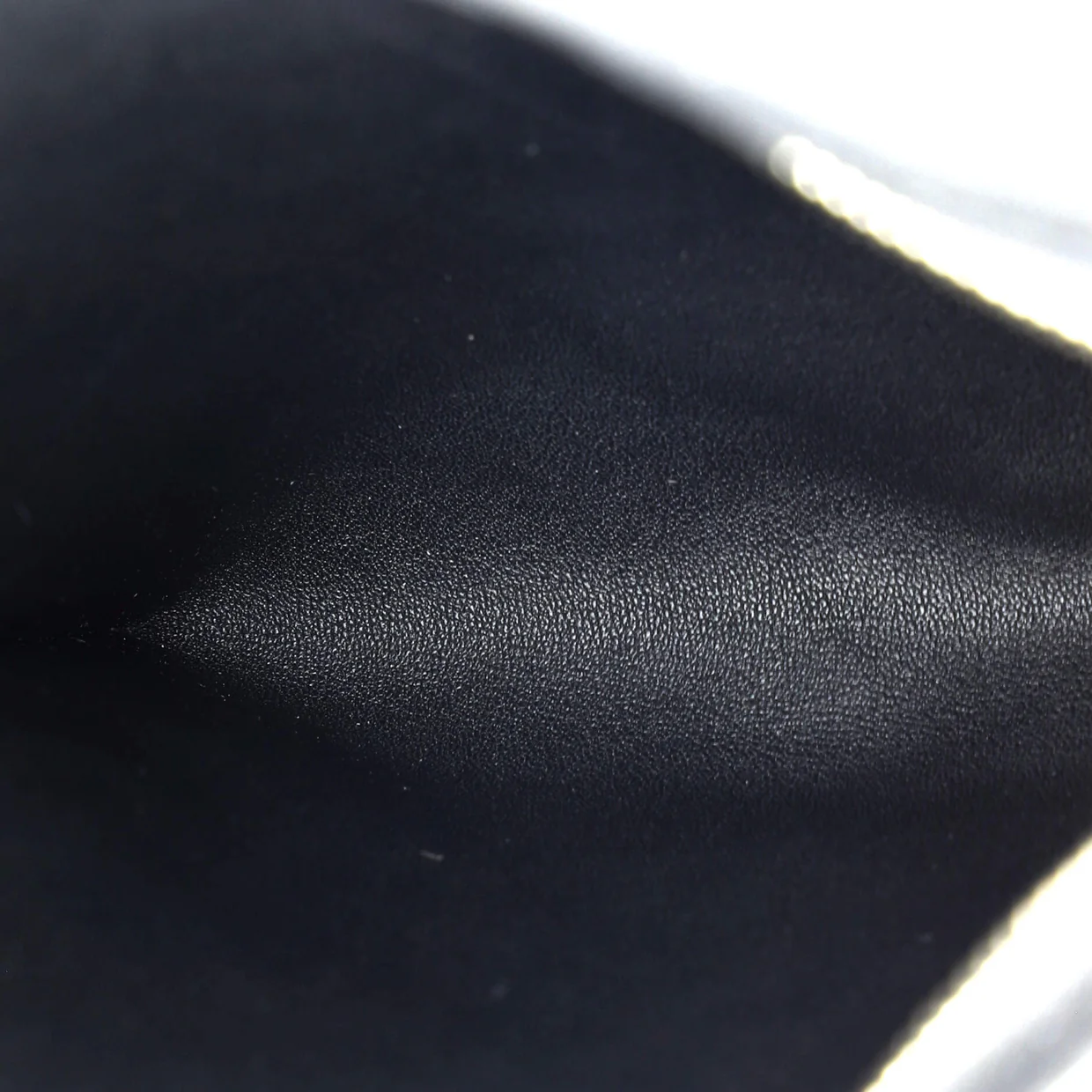 Pochenplus Sling Wallet Leather - Deep Luxury