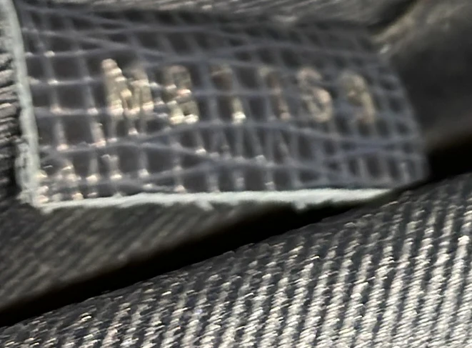 Anton Soft Briefcase Taiga Leather - Deep Luxury