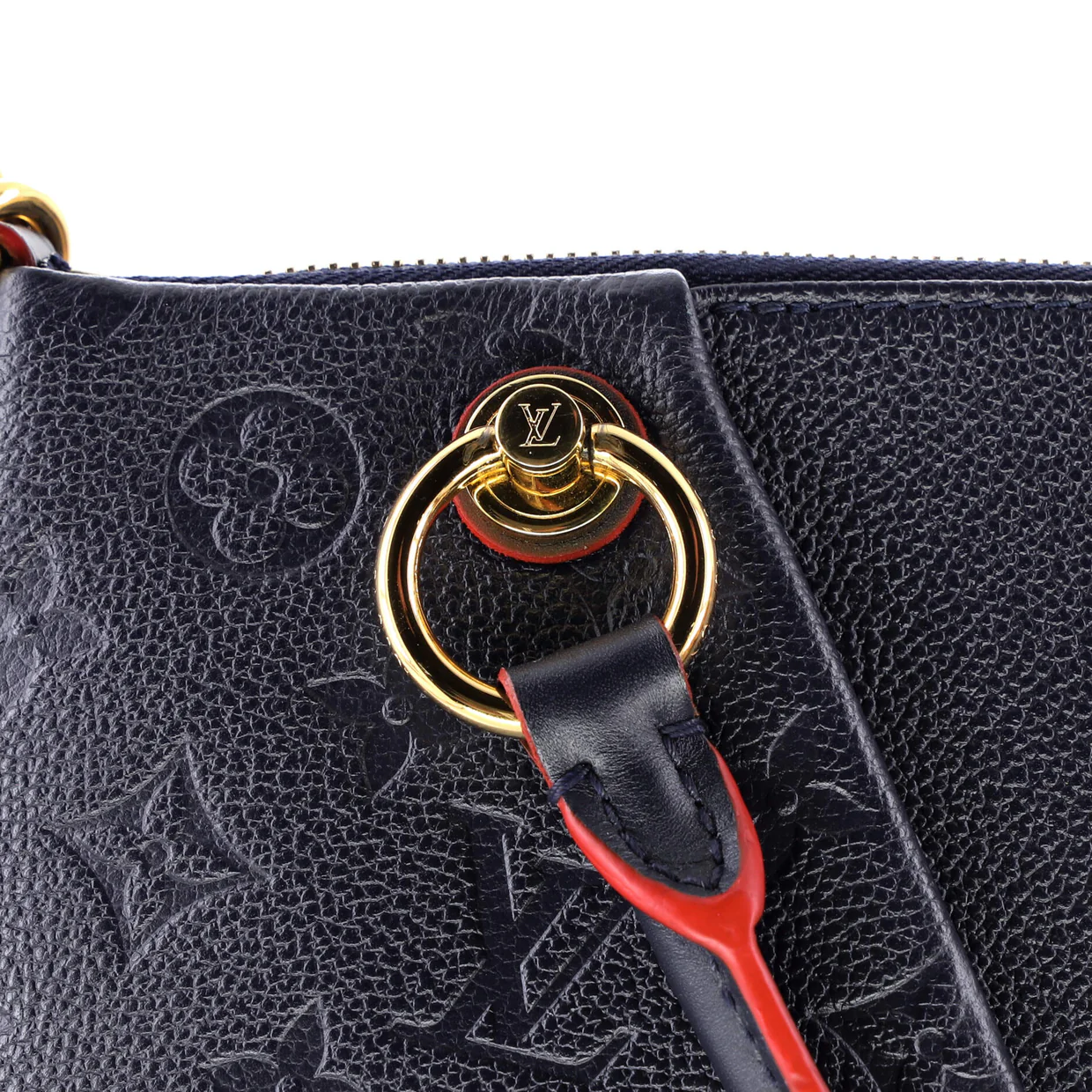V Tote Monogram Empreinte Leather MM - Deep Luxury