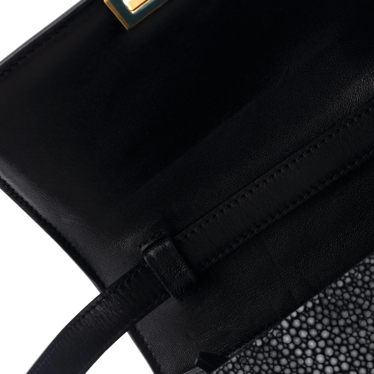 Classic Box Bag Stingray Small - Deep Luxury