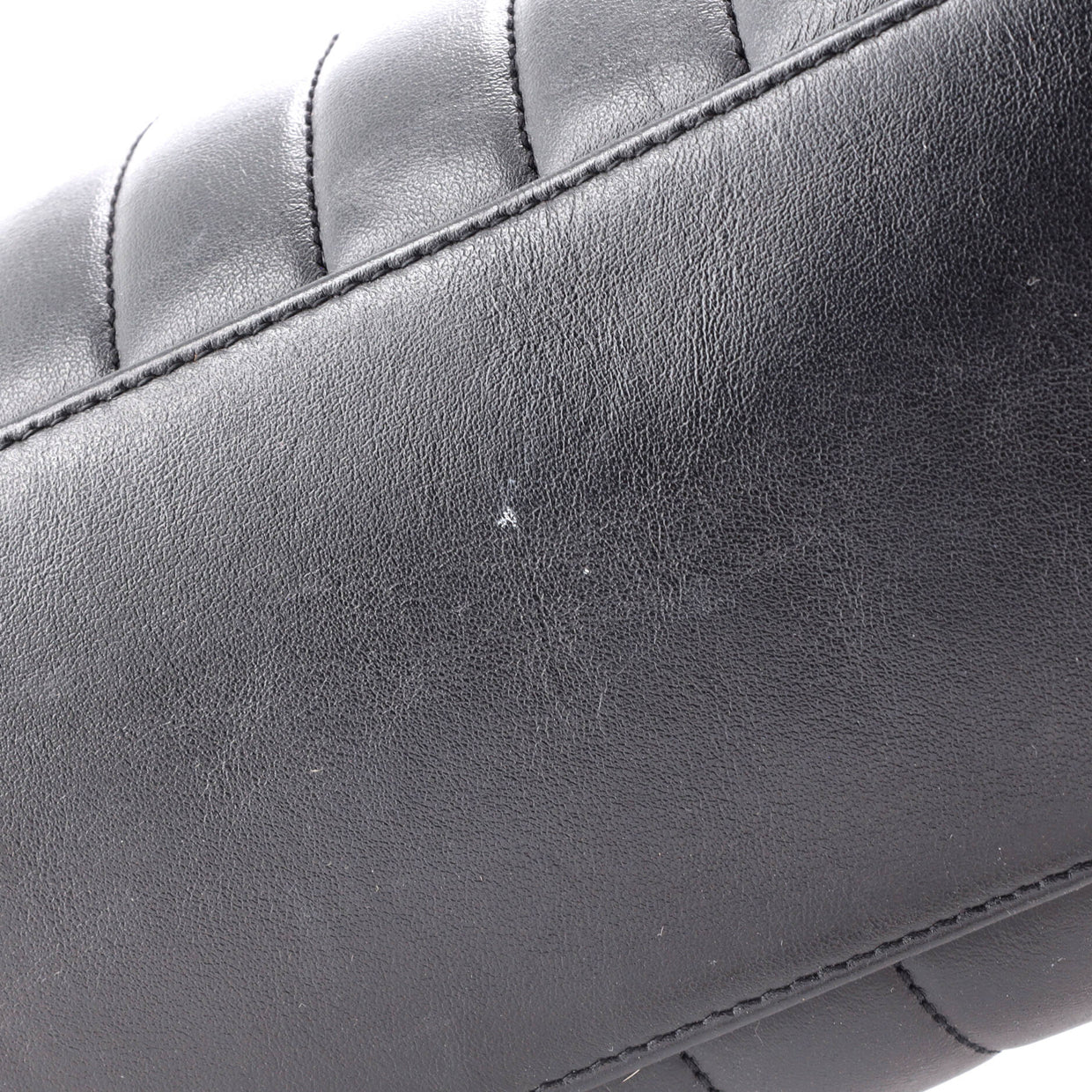 Loulou Shoulder Bag Matelasse Chevron Leather Medium - Deep Luxury