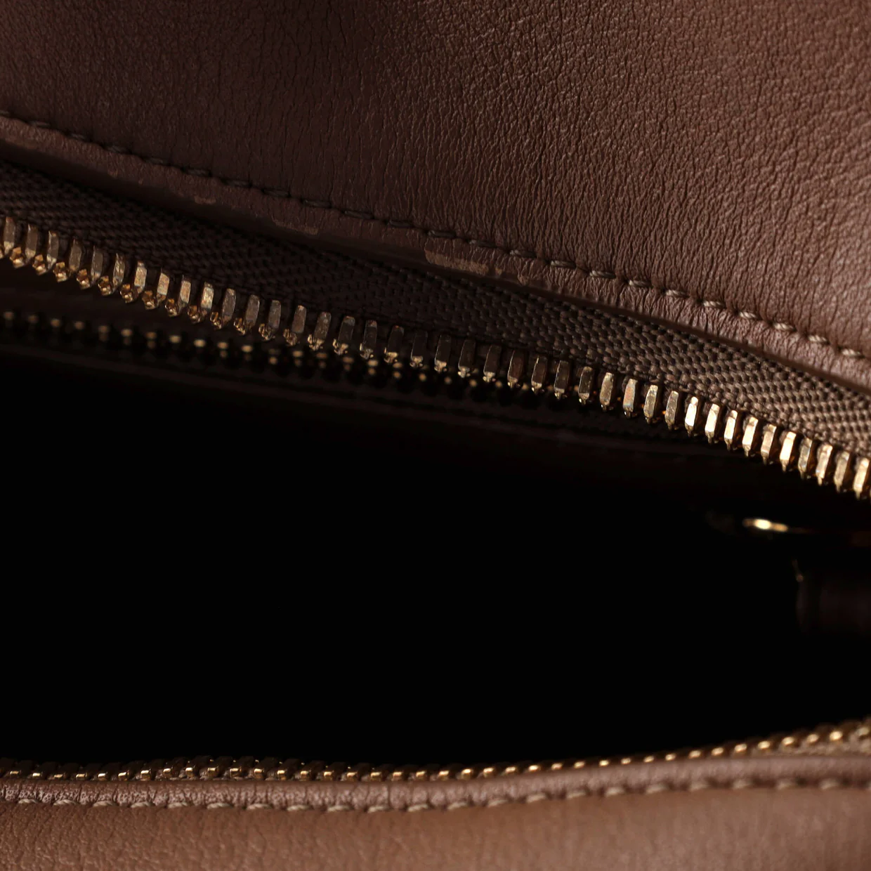 Amazona Square Bag Leather 19 - Deep Luxury