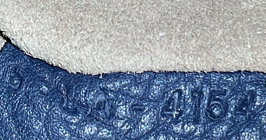 Phantom Bag Grainy Leather Medium - Deep Luxury