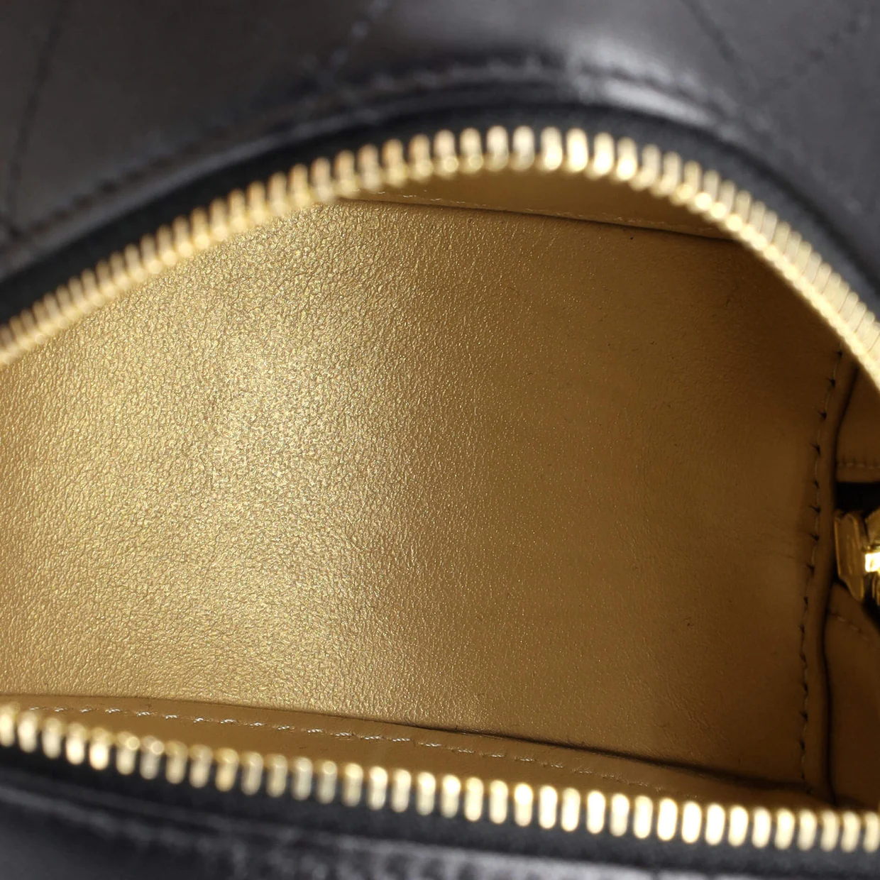 Golden Plate Round Clutch with Chain Quilted Metal and Lambskin Mini - Deep Luxury