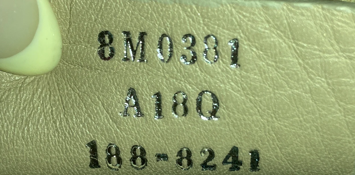 Kan I Bag Leather Small - Deep Luxury