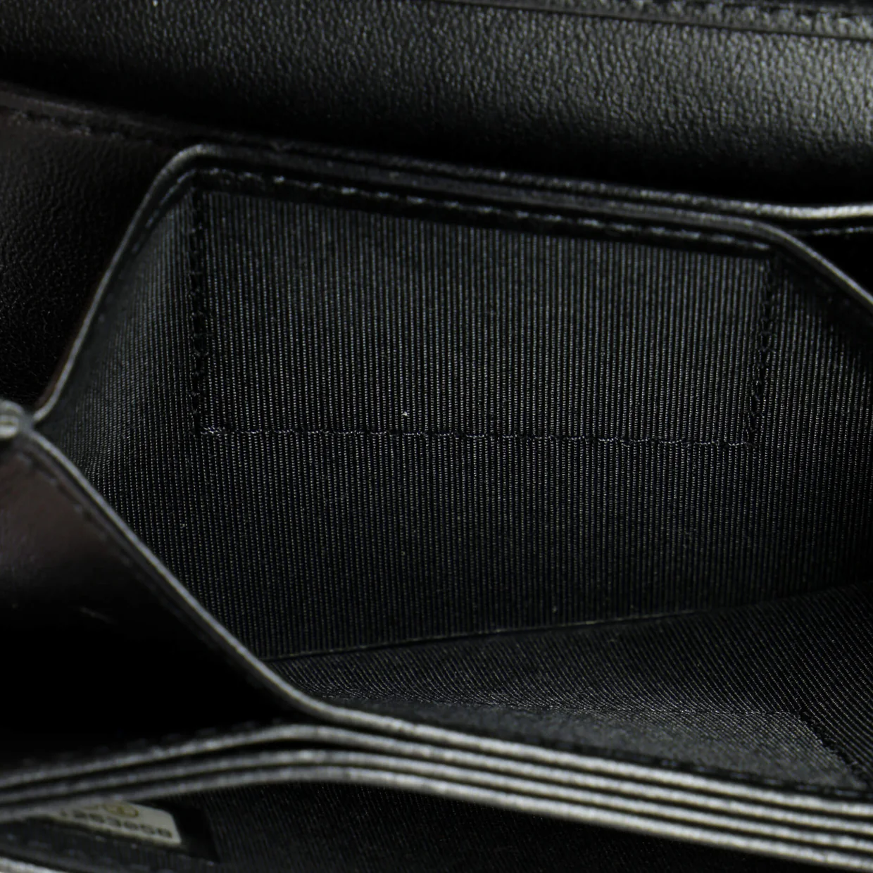 Camellia Bow Flap Card Holder with Chain Quilted Lambskin - Deep Luxury