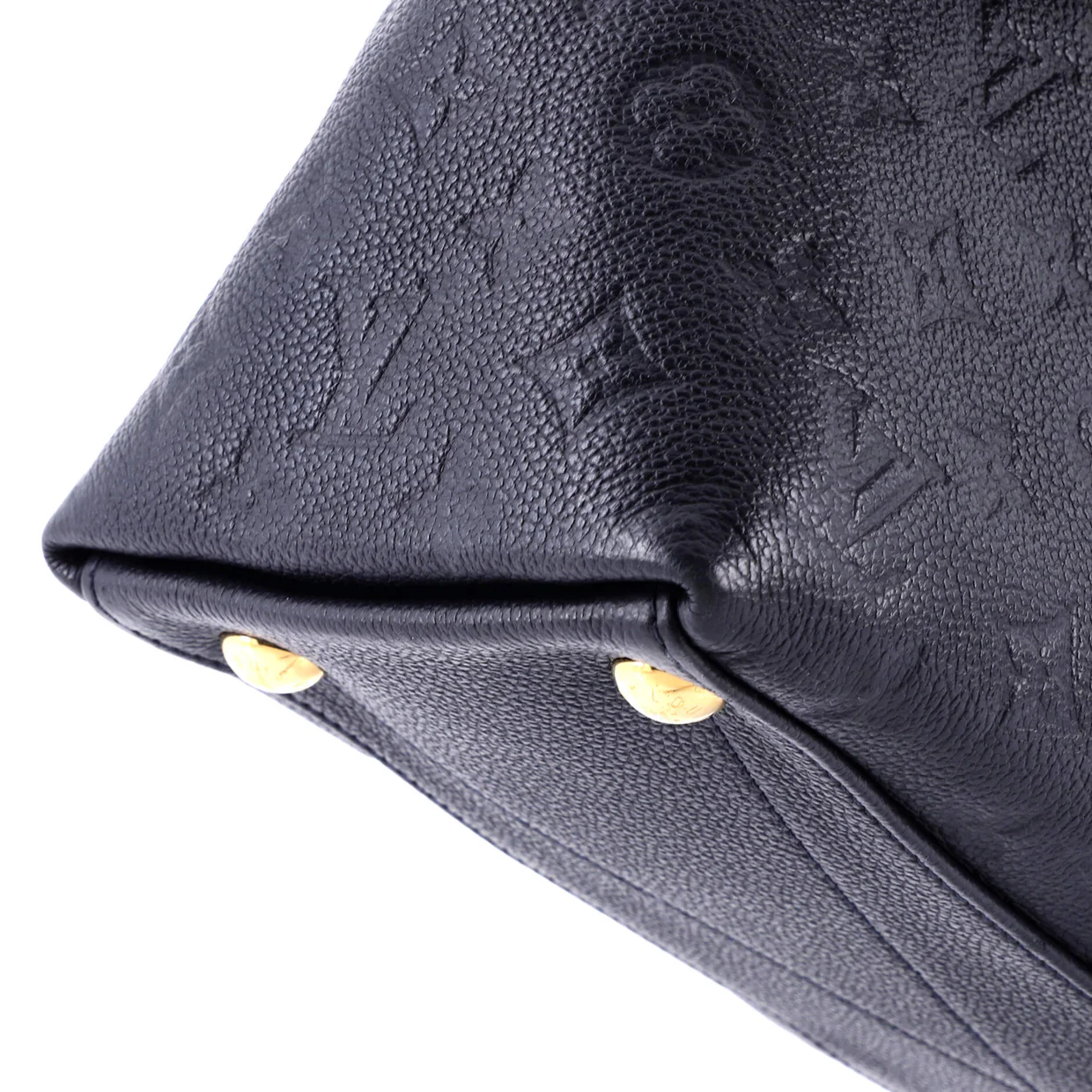 V Tote Monogram Empreinte Leather MM - Deep Luxury