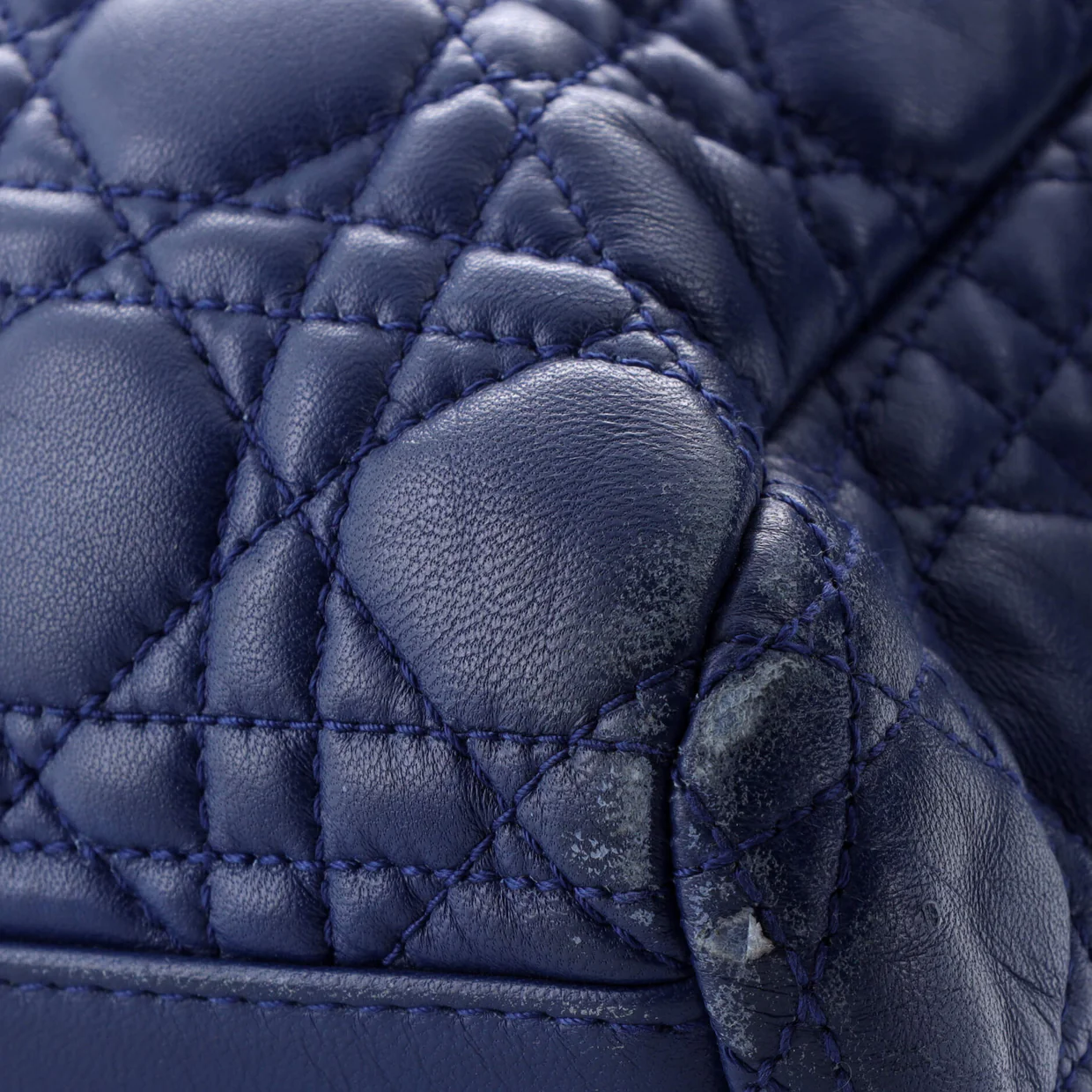 Soft Chain Tote Cannage Quilt Lambskin Large - Deep Luxury