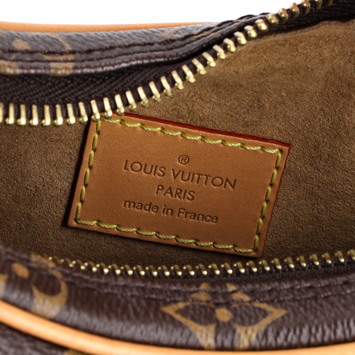 Loop Handbag Monogram Canvas - Deep Luxury