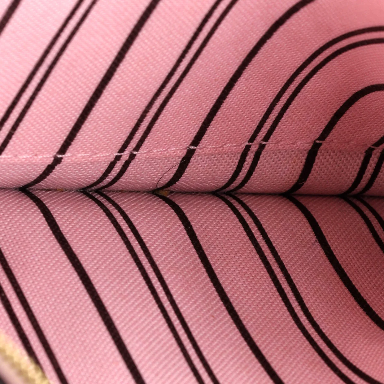 Neverfull Pochette Monogram Canvas Large - Deep Luxury