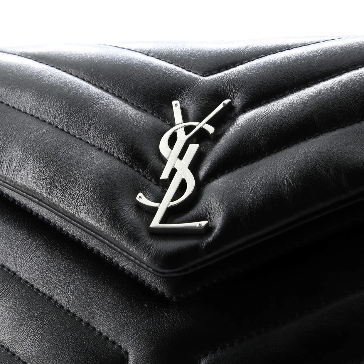 Loulou Shoulder Bag Matelasse Chevron Leather Small - Deep Luxury