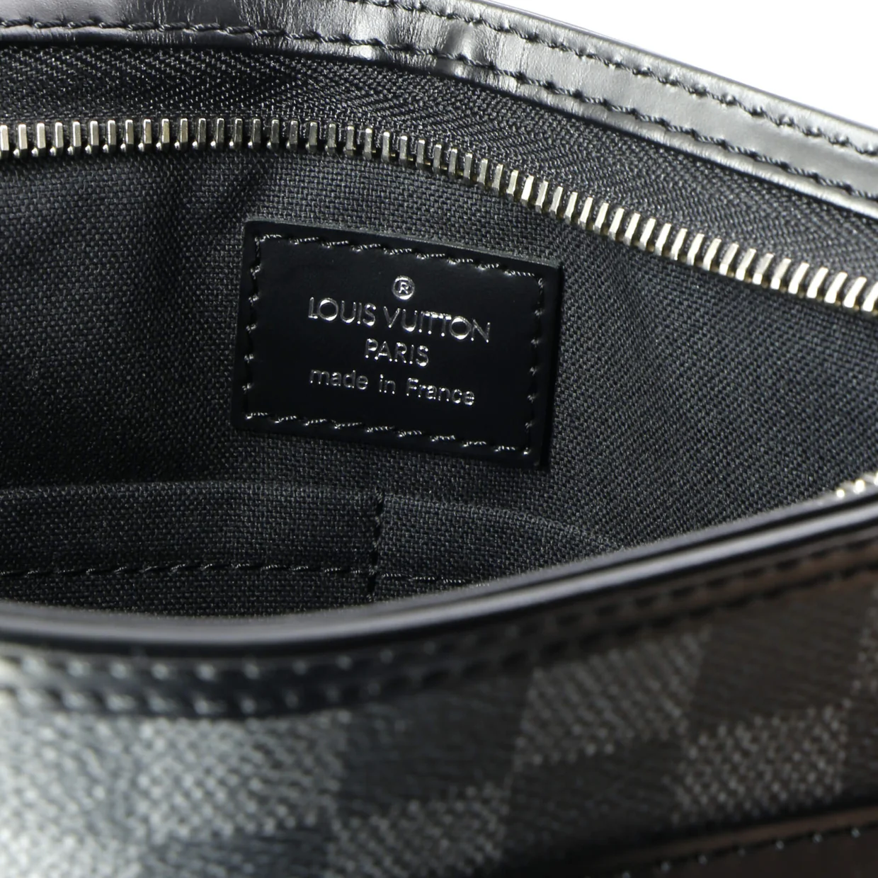 Thomas Handbag Damier Graphite - Deep Luxury