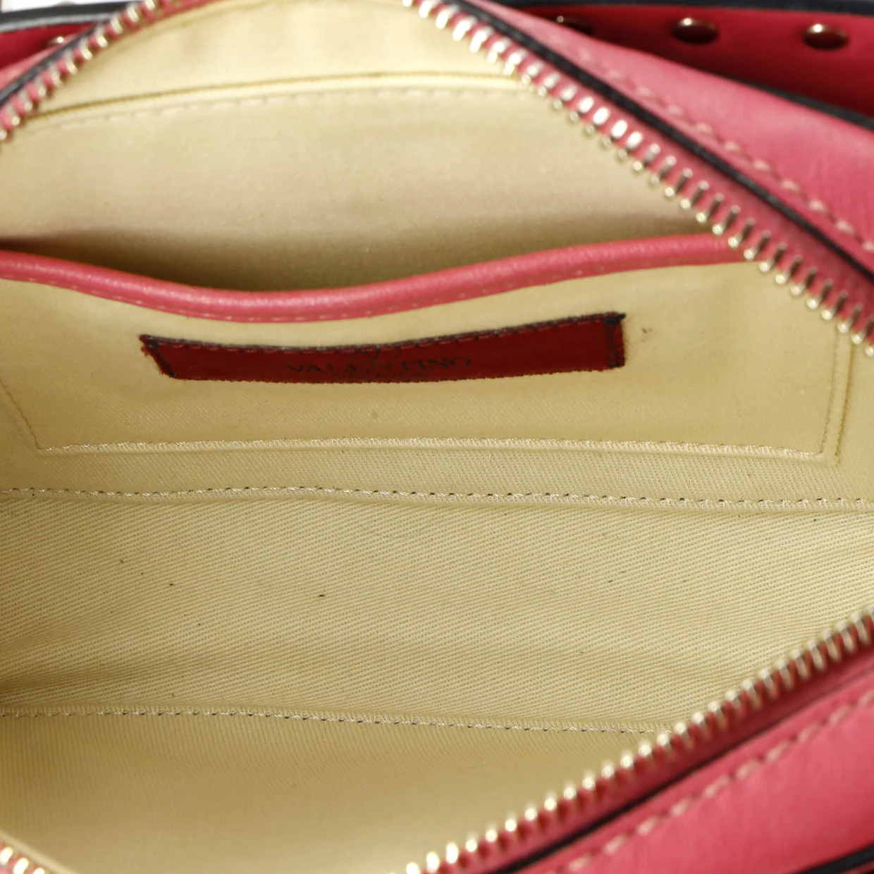 Rockstud Flip Lock Camera Crossbody Bag Leather - Deep Luxury