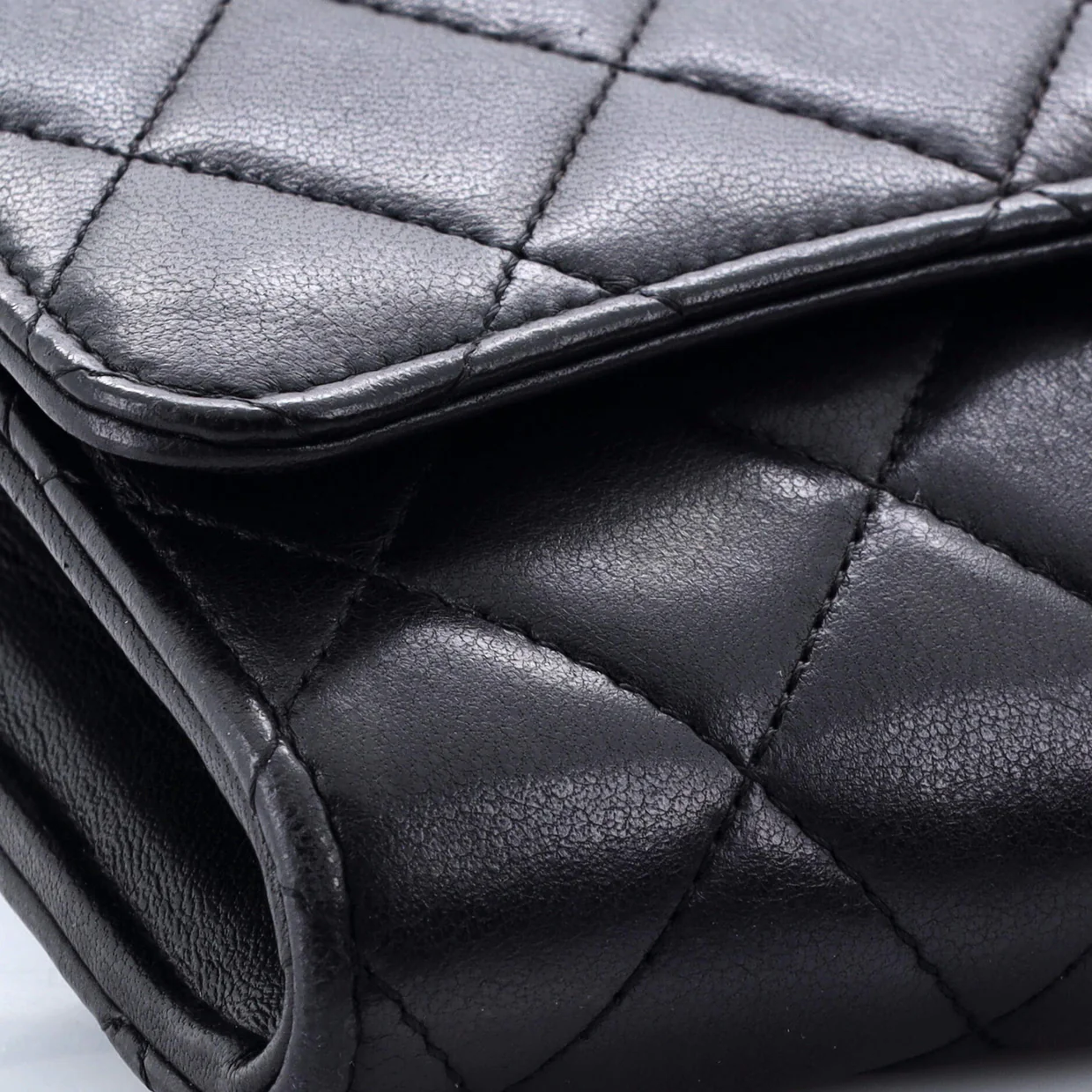 Wallet on Short Chain Quilted Lambskin - Deep Luxury
