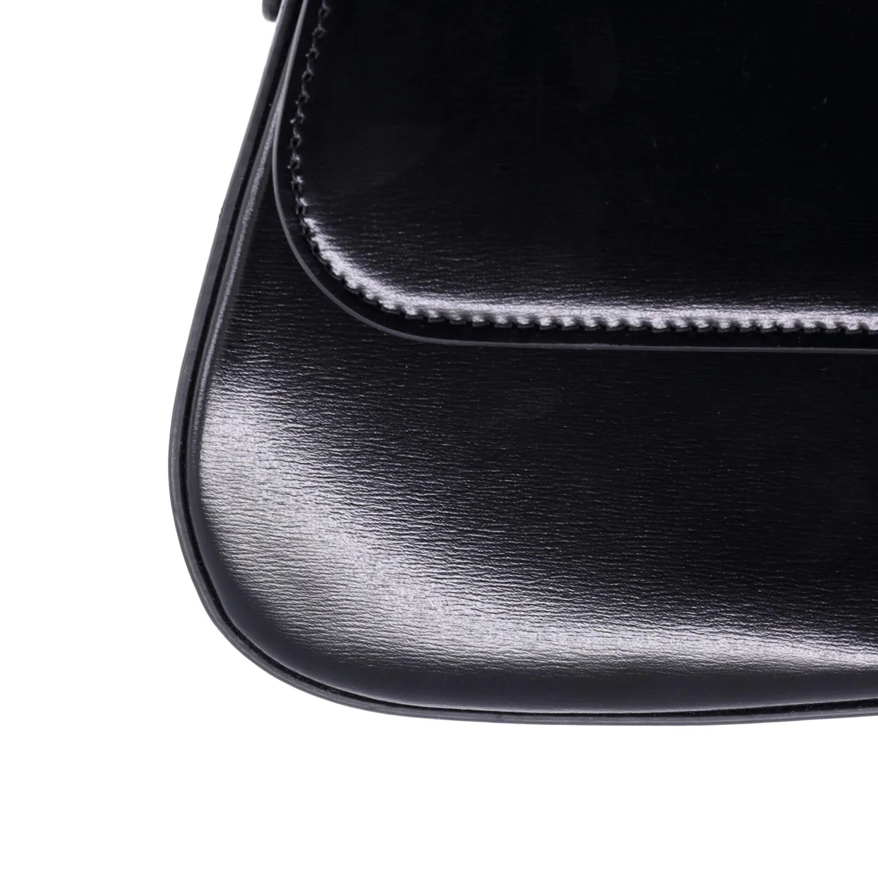 Lola Triomphe Shoulder Bag Calfskin Medium - Deep Luxury