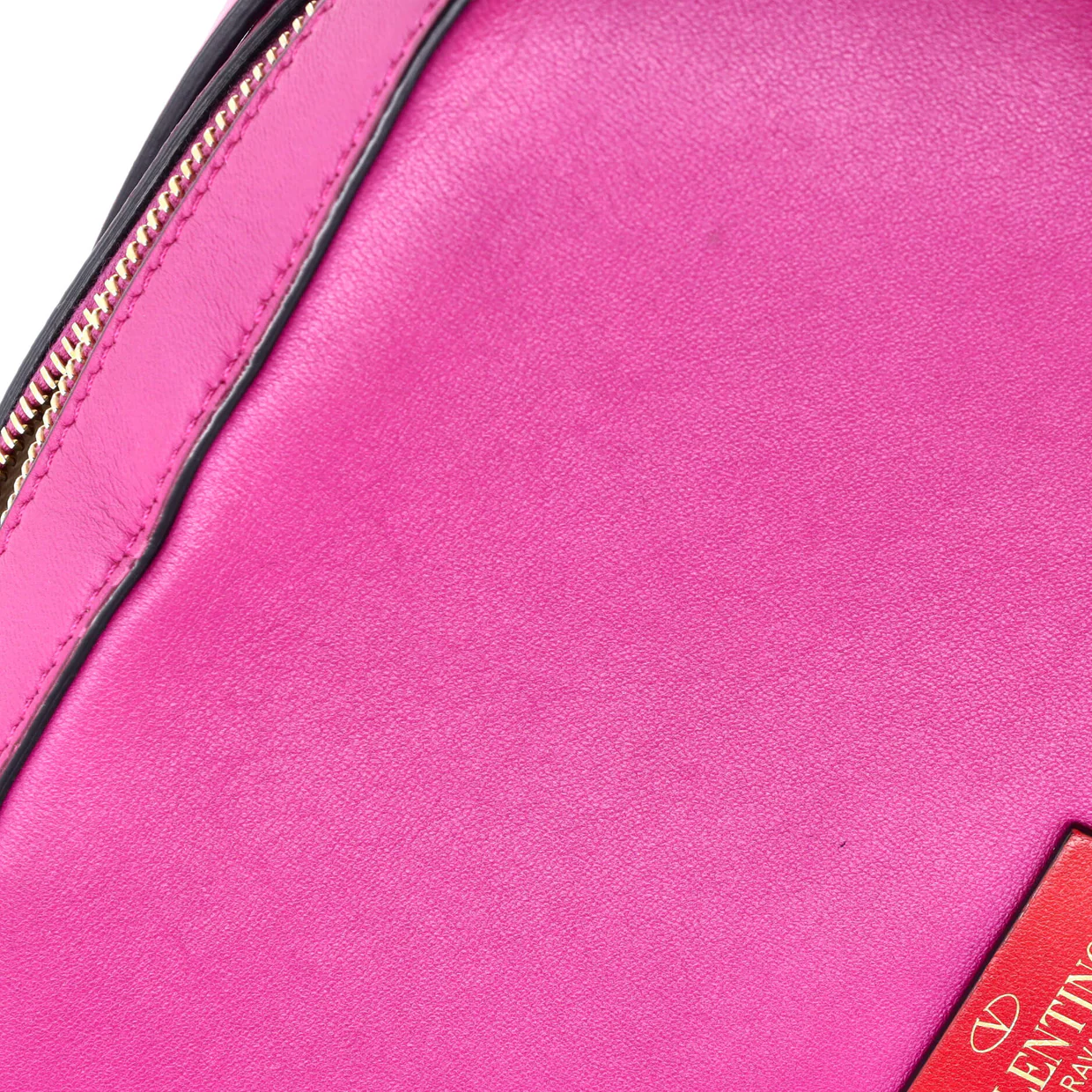 VLogo Walk Crossbody Bag Leather - Deep Luxury