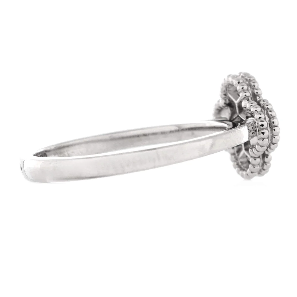 Sweet Alhambra Ring 18K White Gold and Diamonds - Deep Luxury
