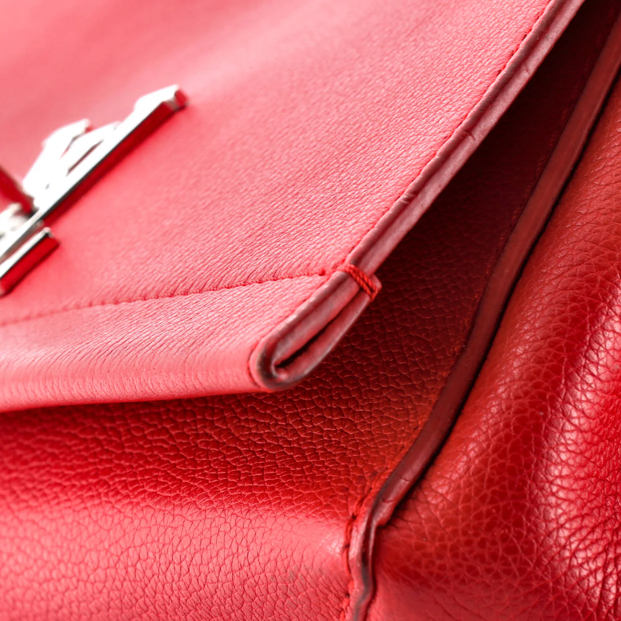 Lockme II Handbag Leather BB - Deep Luxury