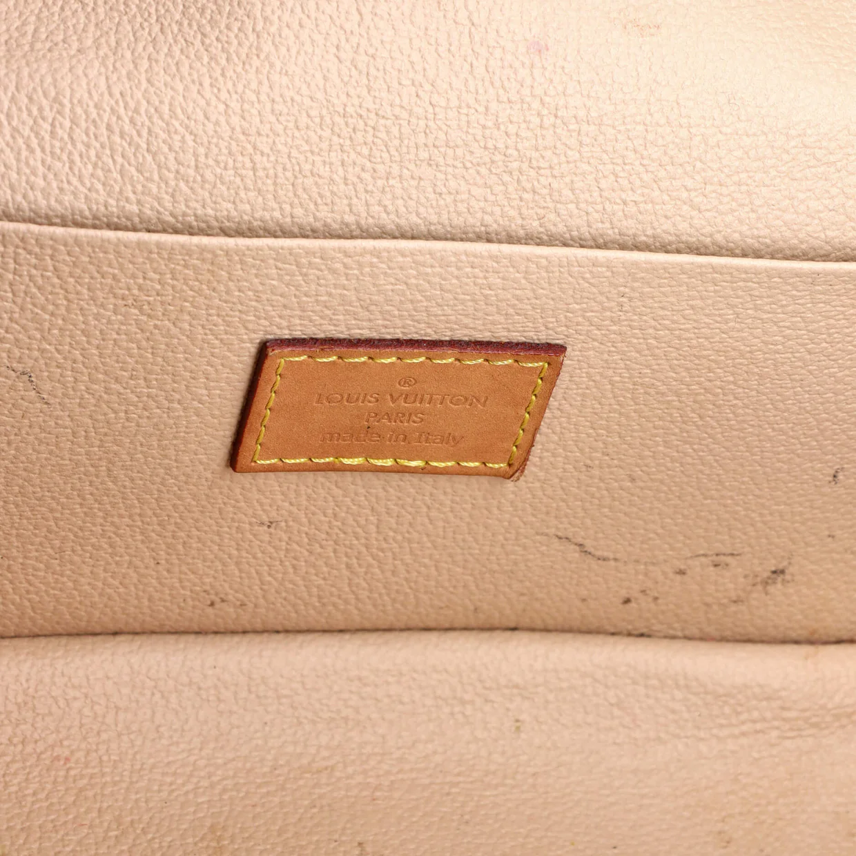 Nice Vanity Case Monogram Canvas Mini - Deep Luxury
