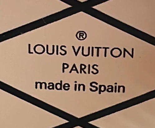 Mini Boite Chapeau Bag Monogram Vernis - Deep Luxury