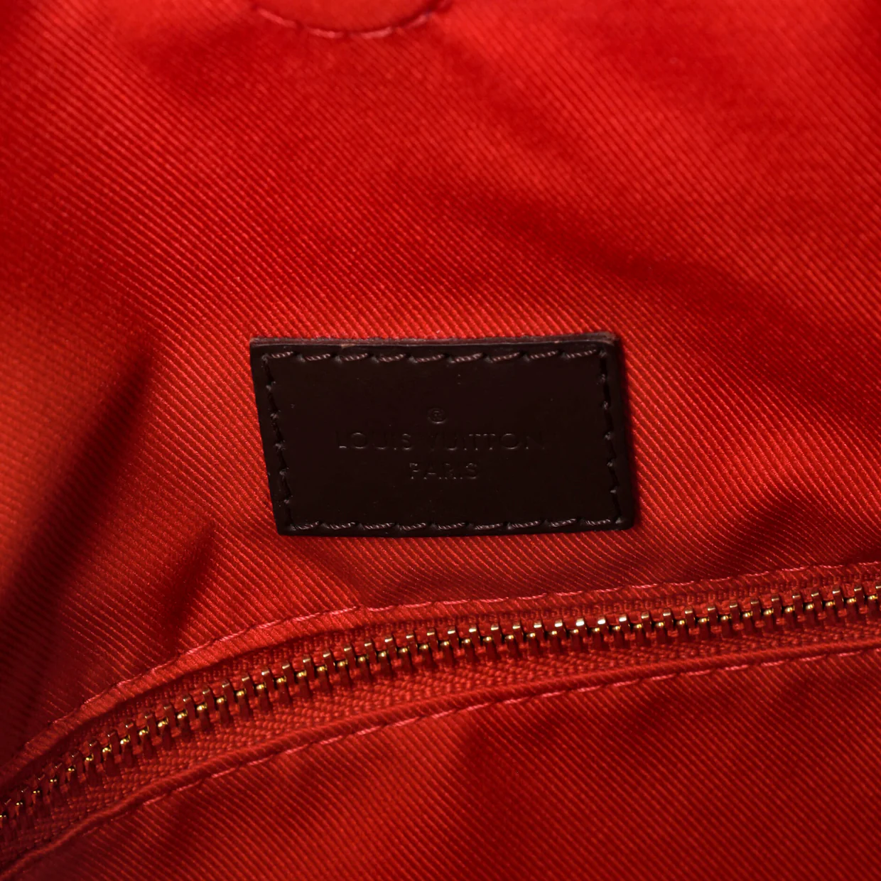 Graceful Handbag Damier PM - Deep Luxury