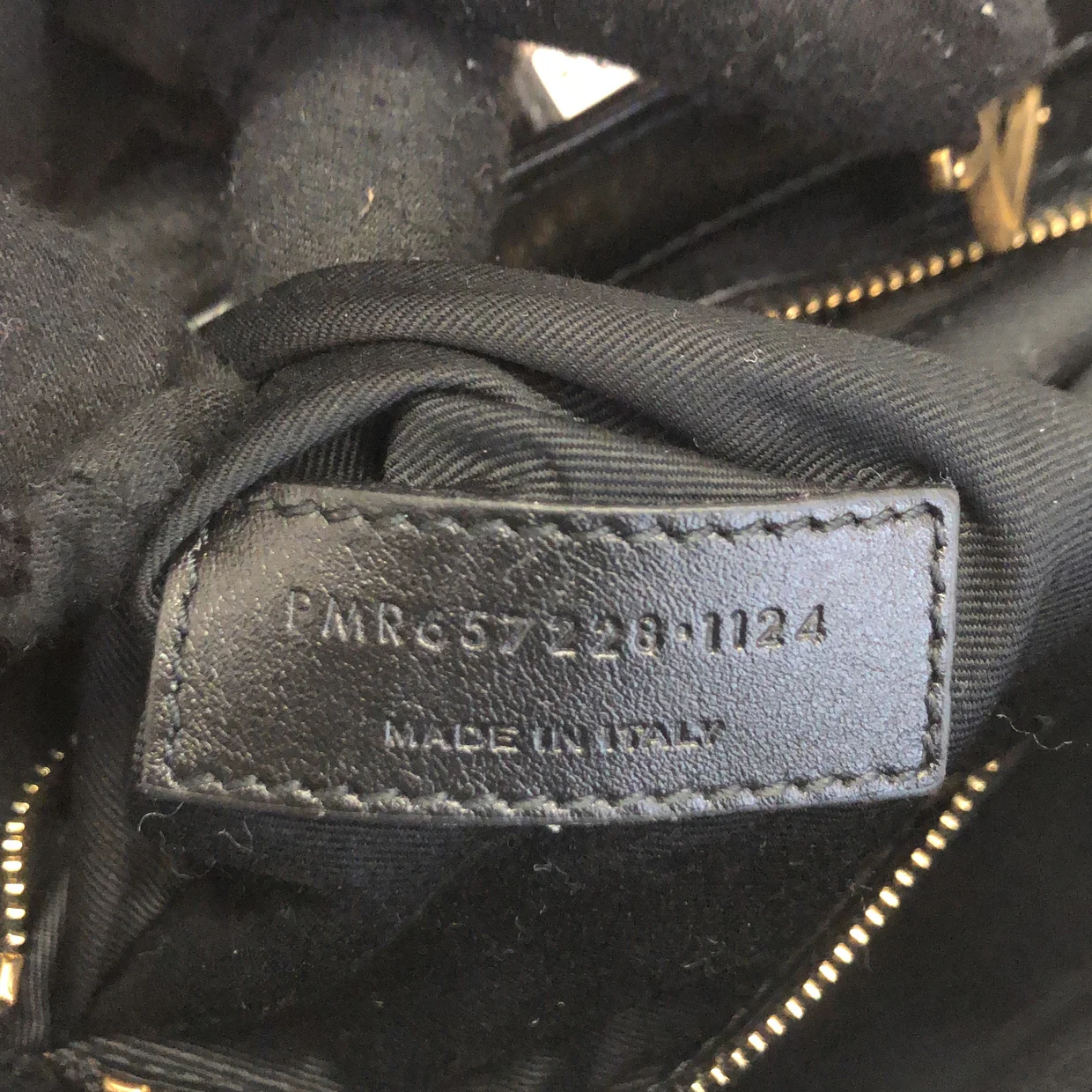 Le 5 a 7 Hobo Patent Small - Deep Luxury