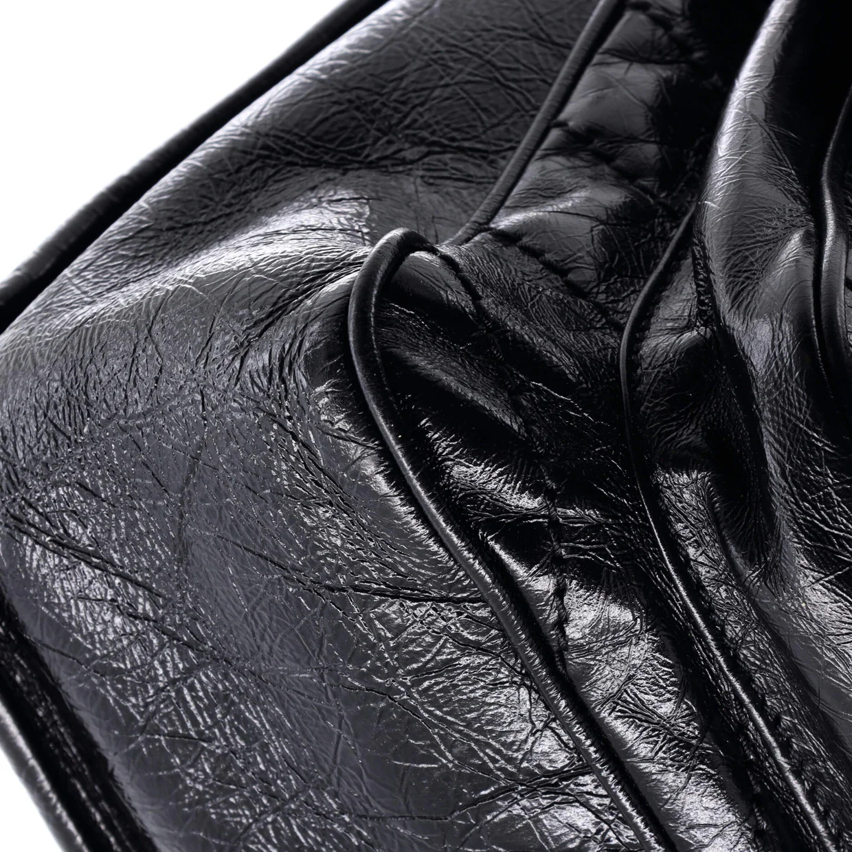 Niki Chain Flap Bag Matelasse Chevron Leather Medium - Deep Luxury