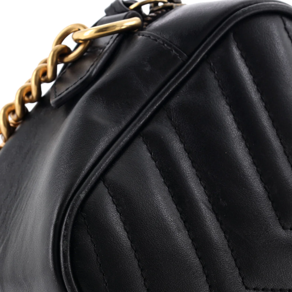 GG Marmont Shoulder Bag Matelasse Leather Medium - Deep Luxury