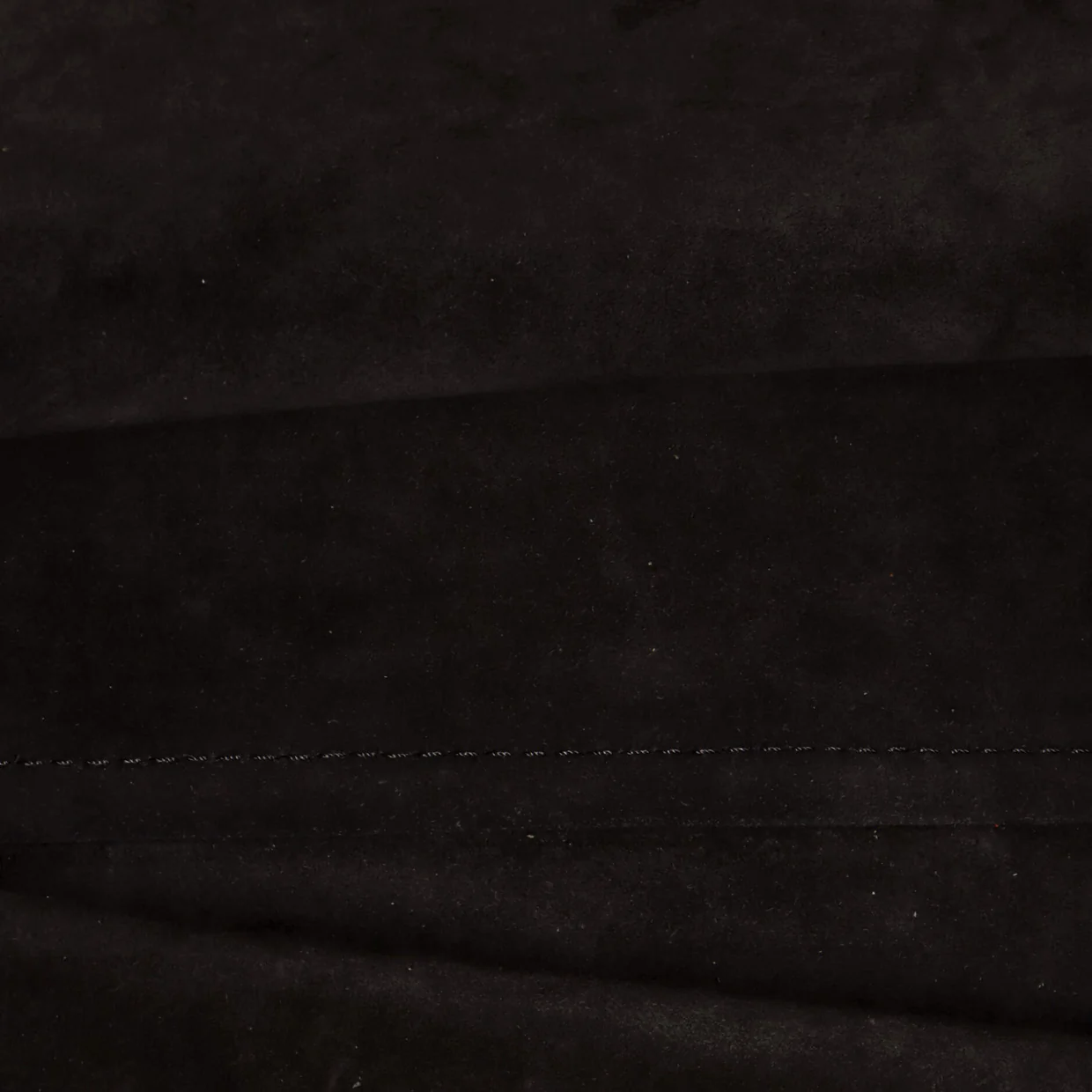 W Tote Veau Cachemire Calfskin PM - Deep Luxury
