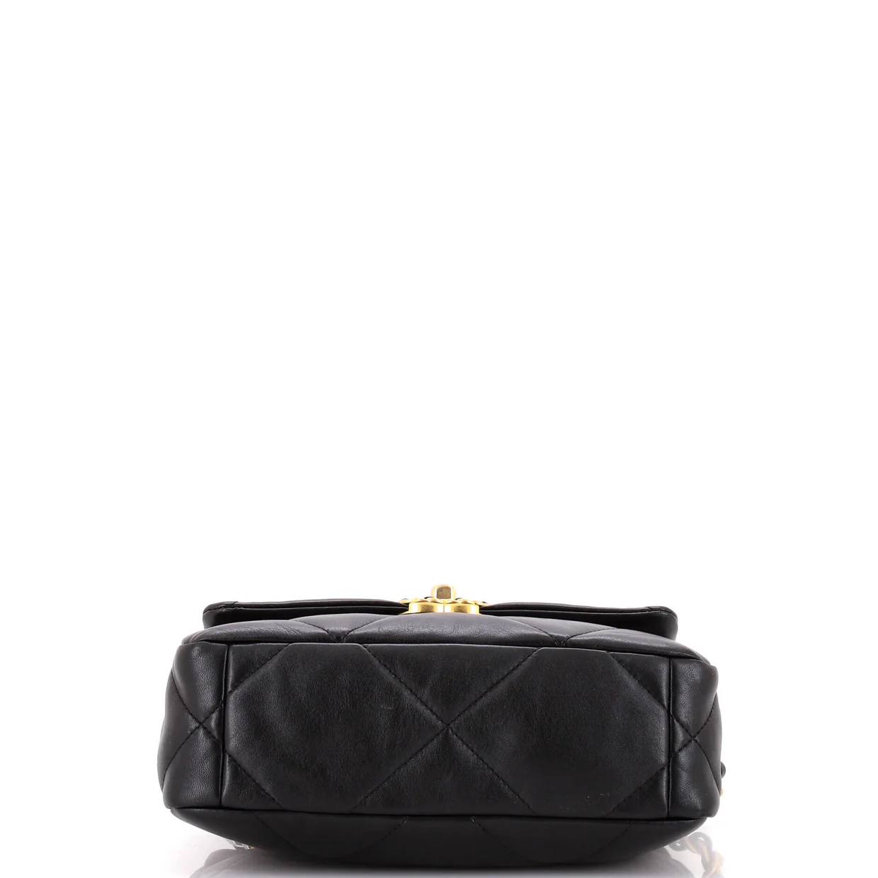 19 Flap Bag Quilted Leather Medium - Deep Luxury