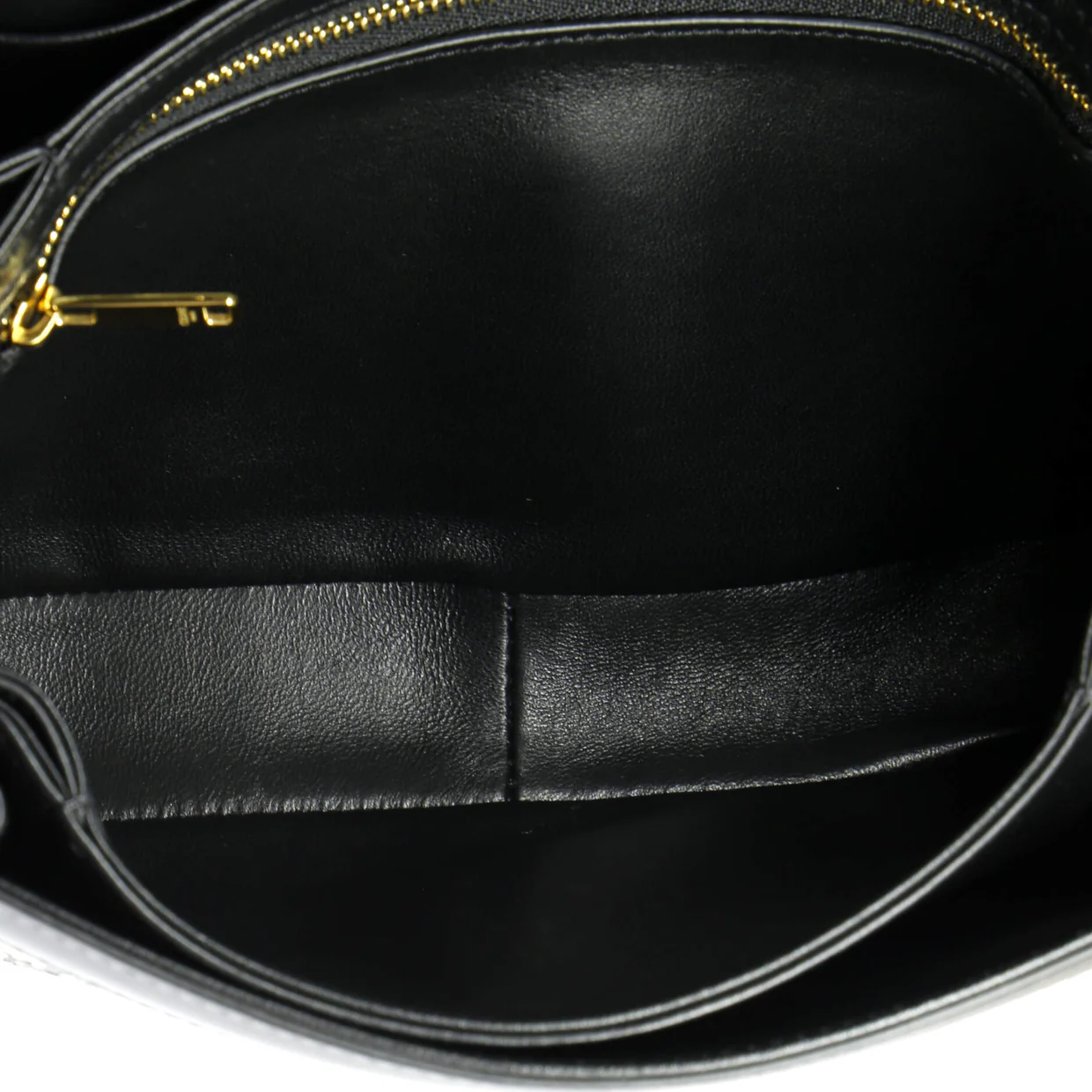 Triomphe Shoulder Bag Triomphe Canvas Medium - Deep Luxury