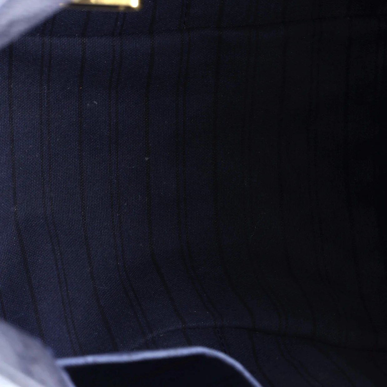 Artsy Handbag Monogram Empreinte Leather MM - Deep Luxury