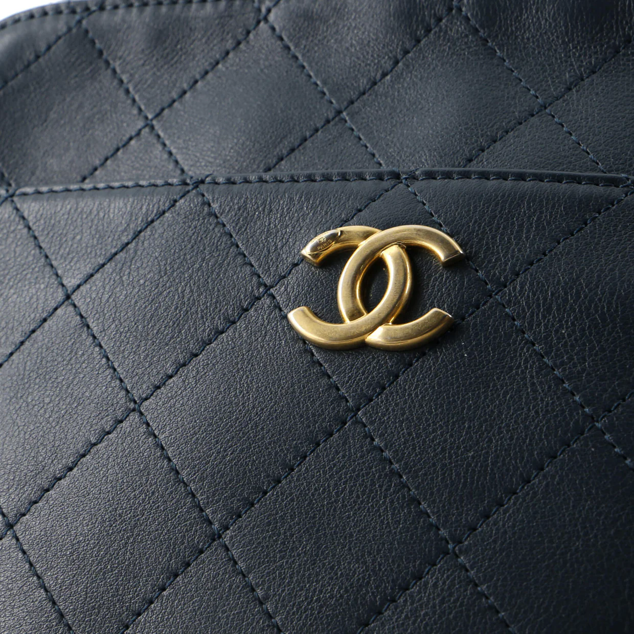 Button Up Camera Case Quilted Calfskin with Grosgrain Small - Deep Luxury