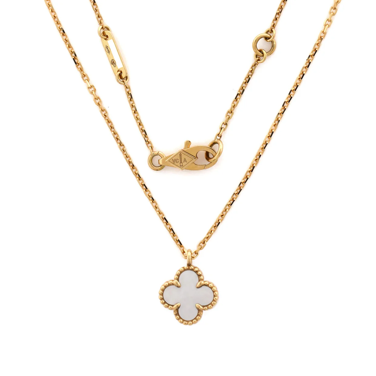 Sweet Alhambra Pendant Necklace 18K Yellow Gold and Mother of Pearl - Deep Luxury