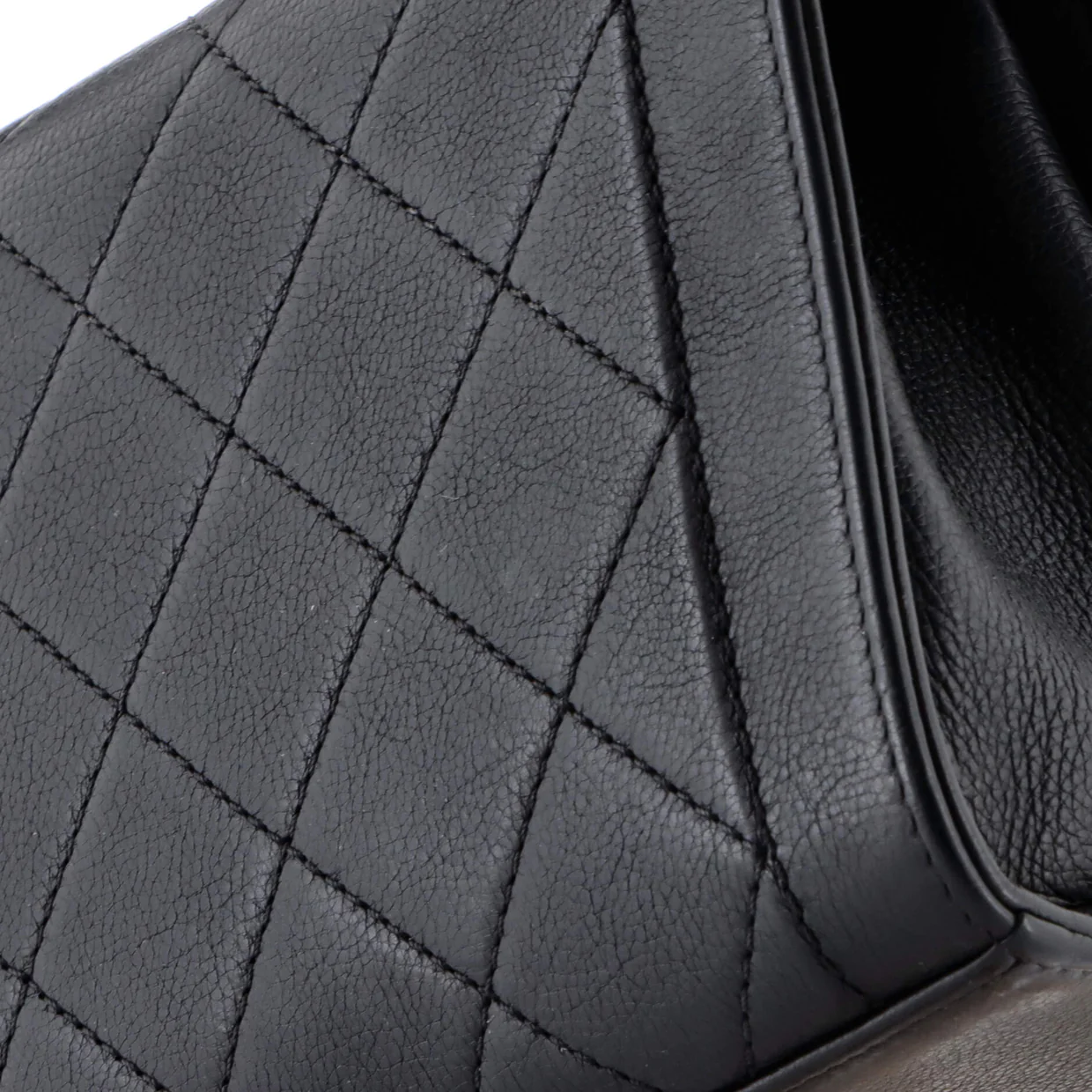 Label Click Flap Bag Quilted Calfskin Small - Deep Luxury