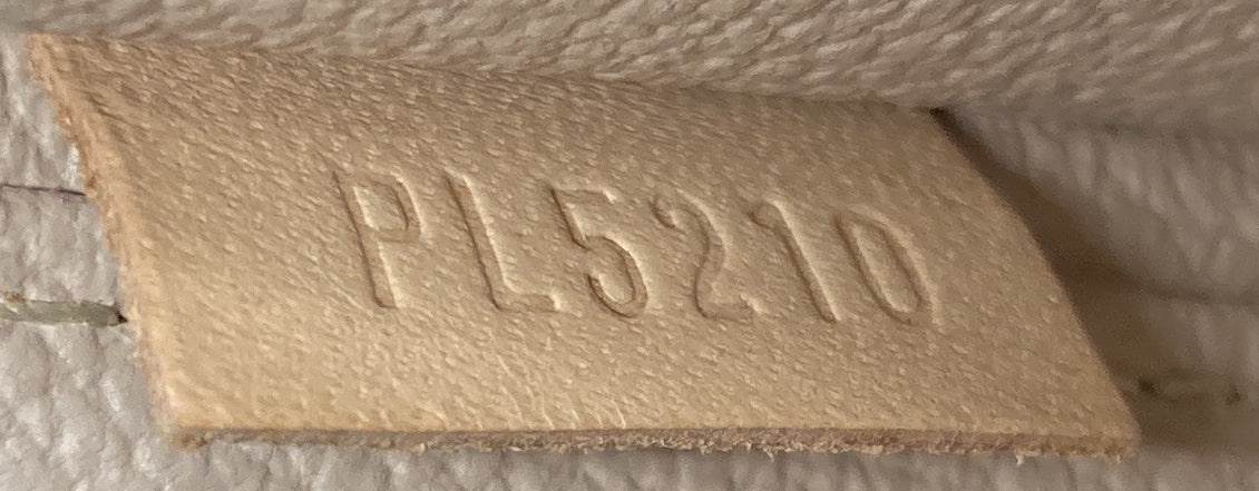 Nice Vanity Case Monogram Canvas Mini - Deep Luxury