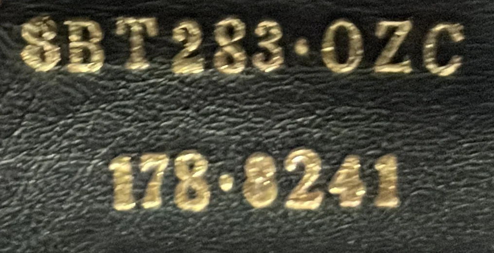 Kan I Bag Leather Medium - Deep Luxury